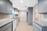 3442 Seabrook St photo'