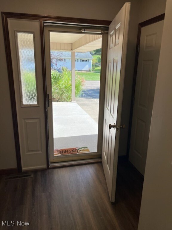 1364 Oak St NW in New Philadelphia, OH - Building Photo - Building Photo