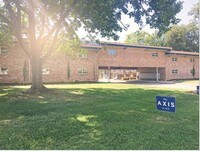 Building Photo - The Axis at 1435 Apartments in Lexington, Kentucky