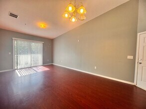 6984 Ortega Woods Dr in Jacksonville, FL - Building Photo - Building Photo