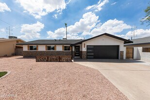 2926 S Dromedary Dr in Tempe, AZ - Building Photo