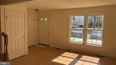 593 Coach Hill Ct in West Chester, PA - Building Photo - Building Photo