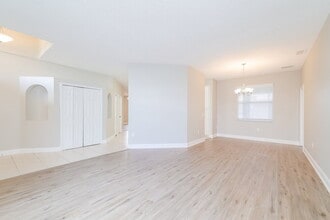 552 Viceroy Ct in Kissimmee, FL - Foto de edificio - Building Photo