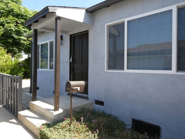9042 Carson St, Unit 9042 in Culver City, CA - Building Photo - Building Photo