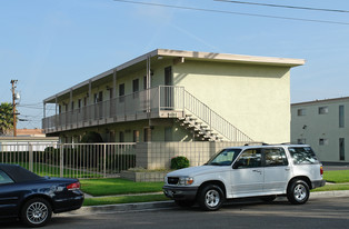 2131 Elden Ave Apartments