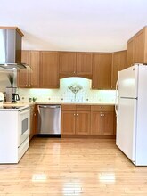 8 Buchanan Rd in Pittsford, NY - Building Photo - Building Photo