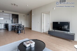 240 W MacArthur Blvd in Oakland, CA - Building Photo - Building Photo