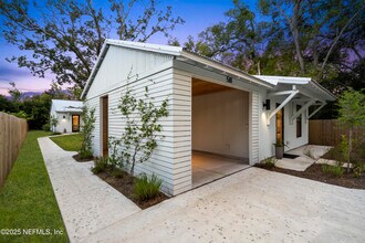 581 Hazel St in St. Augustine, FL - Building Photo - Building Photo