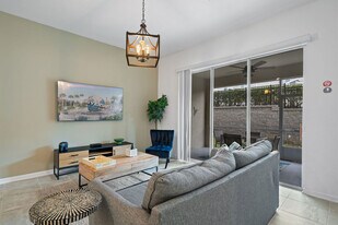 8889 Cabot Cliffs Dr in Kissimmee, FL - Building Photo