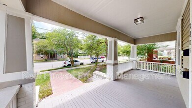 2805 College St in Jacksonville, FL - Foto de edificio - Building Photo