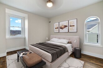 5161 Stanton Ave in Pittsburgh, PA - Building Photo - Building Photo