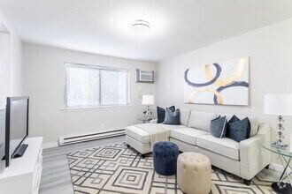 311 N Sycamore Ave, Unit B11 in Clifton Heights, PA - Building Photo - Building Photo