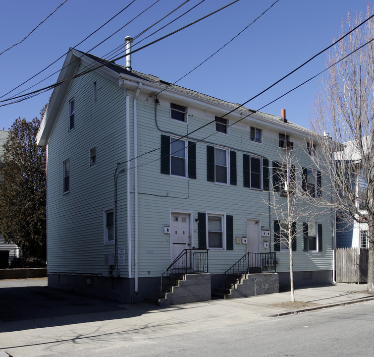 106-108 Ives St in Providence, RI - Building Photo