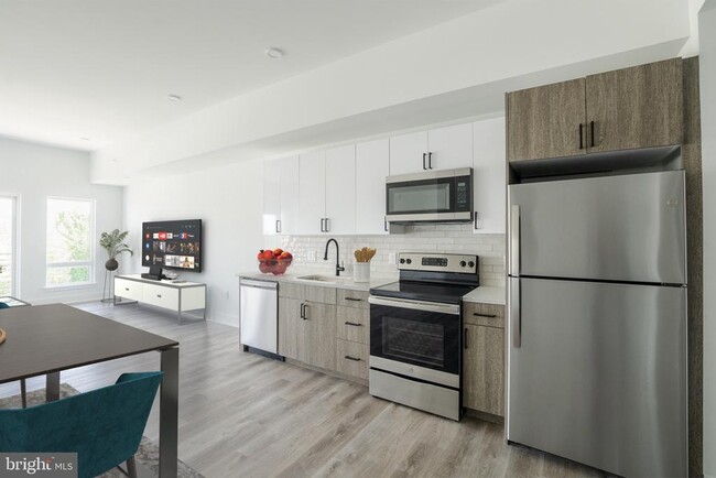 property at 1420 Point Breeze Ave