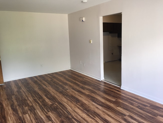 319 S 5th Ave in Kankakee, IL - Building Photo - Building Photo