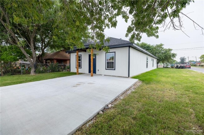 7200 S San Pedro St in Pharr, TX - Building Photo - Building Photo