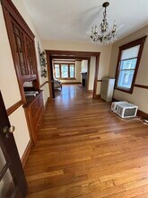 175 Warren St in Newton, MA - Building Photo - Building Photo