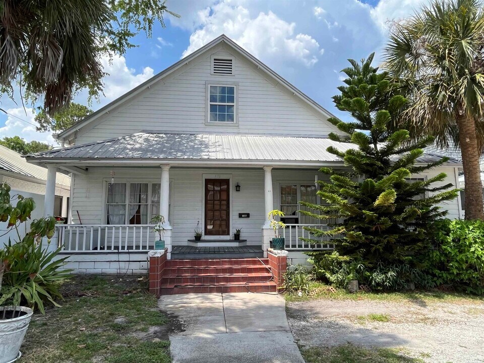 138 King St, Unit 3 in St. Augustine, FL - Building Photo