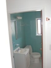 334 NE 50th St, Unit Apt. #2 in Seattle, WA - Building Photo - Building Photo