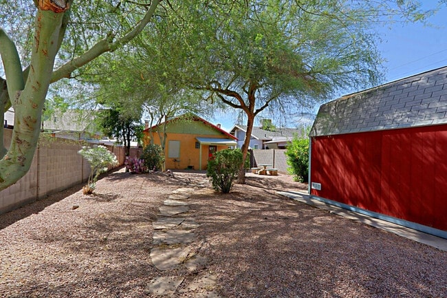 841 N 9th Ave in Phoenix, AZ - Building Photo - Building Photo