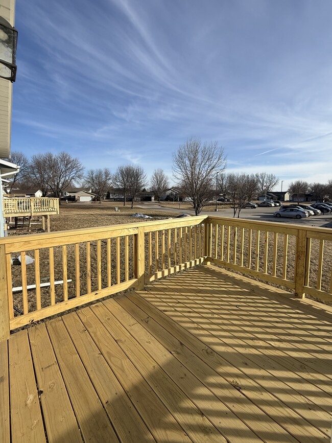 property at 1028 Castlewood Dr