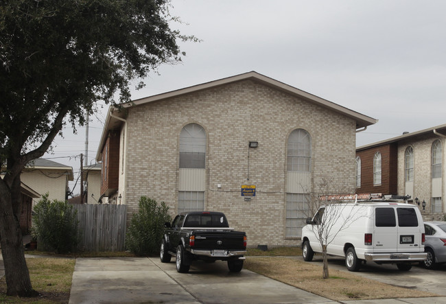 1240 Lake Ave in Metairie, LA - Building Photo - Building Photo