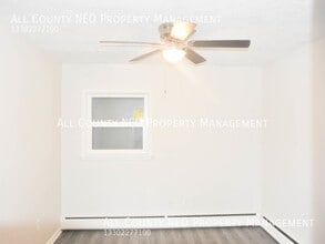 2116 Market Ave N in Canton, OH - Building Photo - Building Photo