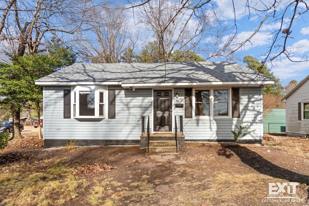 641 Northington St in South Hill, VA - Building Photo