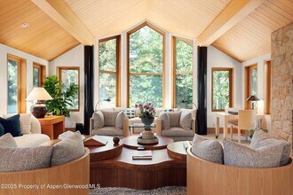 800 Roaring Fork Rd in Aspen, CO - Building Photo - Building Photo
