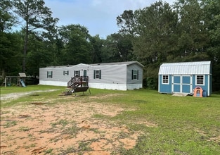 161 Burr Rd in Leesville, LA - Building Photo - Building Photo