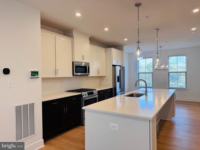 4945 Purdy Aly in Rockville, MD - Building Photo - Building Photo