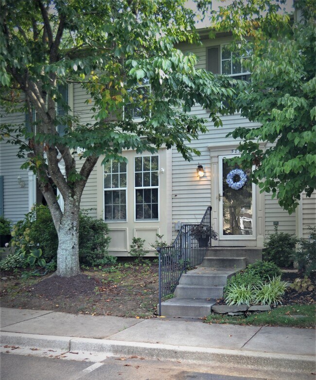 585 Quaker Ridge Ct Rentals in Arnold, MD