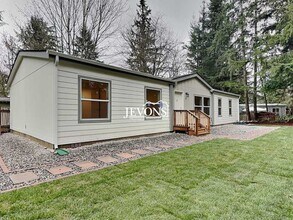 22201 SE 275th Pl in Maple Valley, WA - Building Photo - Building Photo