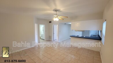 9213 N 13th St in Tampa, FL - Building Photo - Building Photo