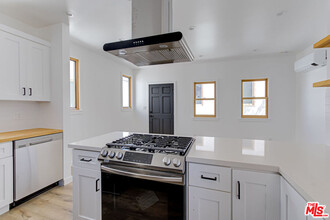 1281 4th Ave in Los Angeles, CA - Building Photo - Building Photo
