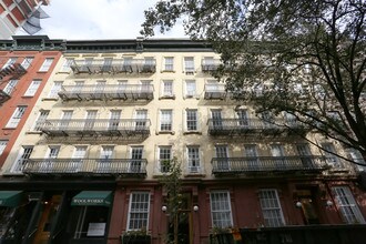 309-315 E 81st St in New York, NY - Building Photo - Building Photo