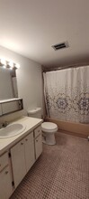 1450 NE 191st St in Miami, FL - Building Photo - Building Photo