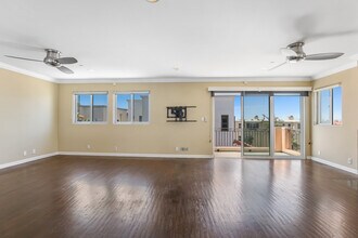 209 Crest Dr in Manhattan Beach, CA - Building Photo - Building Photo