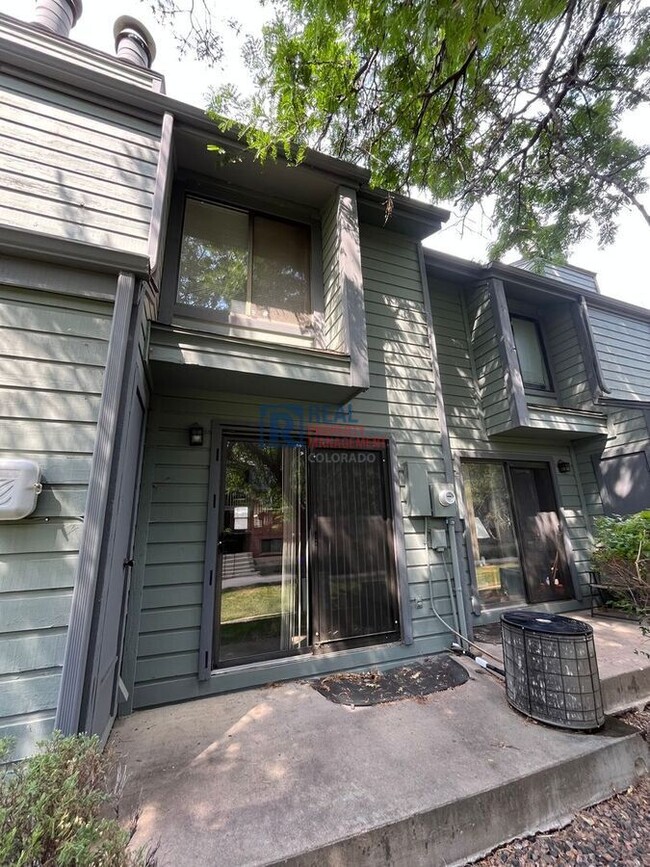 property at 3556 S Depew St