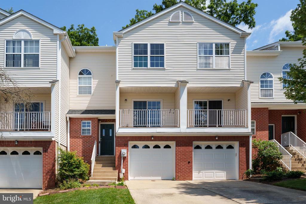 29 Garfield Way in Princeton, NJ - Building Photo