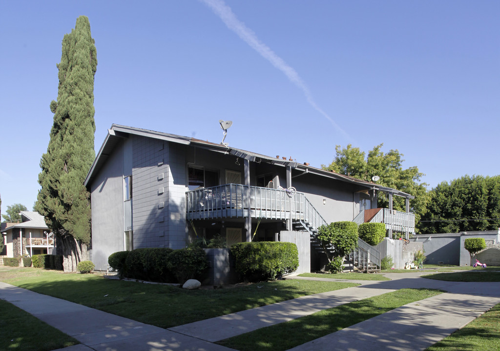 3141 Pearl Dr in Fullerton, CA - Building Photo