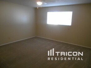 712 W Gary Dr in Chandler, AZ - Building Photo - Building Photo