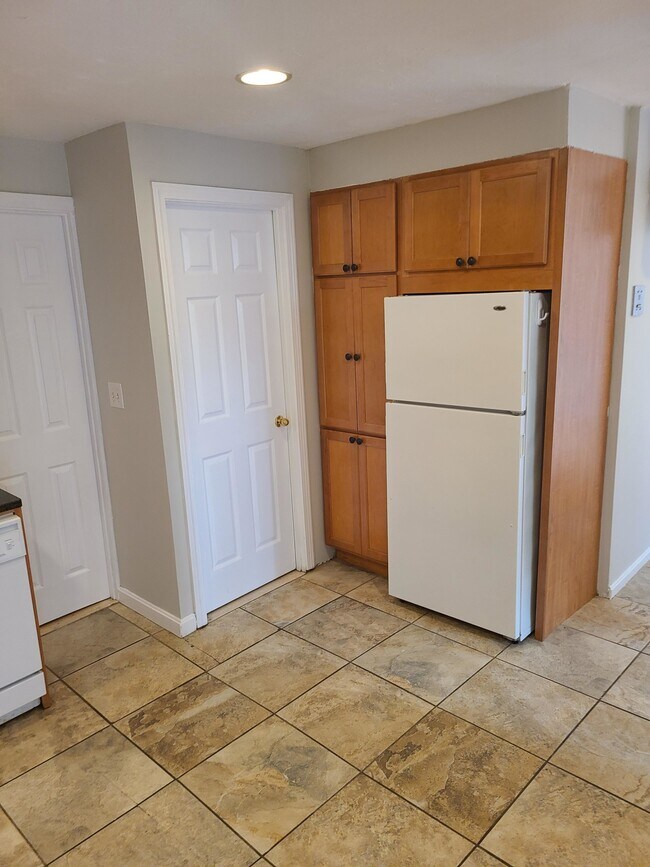 74 Fenway, Unit 7 in Boston, MA - Building Photo - Building Photo