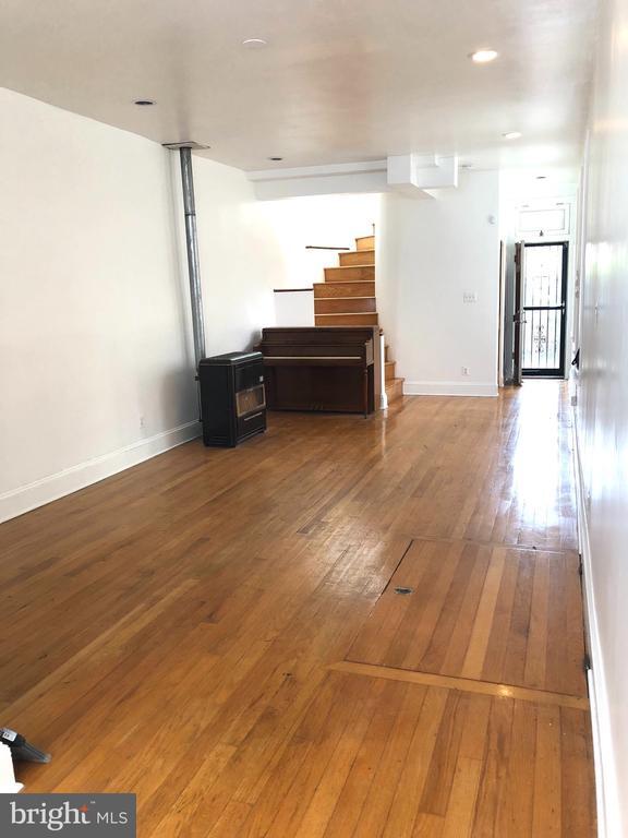 120 S Carrollton Ave in Baltimore, MD - Building Photo - Building Photo