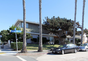 4882-4896 Santa Cruz Ave Apartments