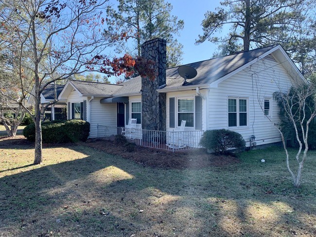 5421 Pine St in Eastman, GA - Building Photo - Building Photo