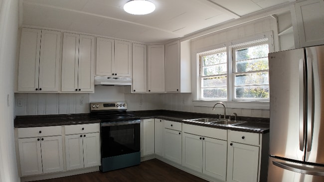 5707 Frontage Rd in Greenville, SC - Building Photo - Building Photo