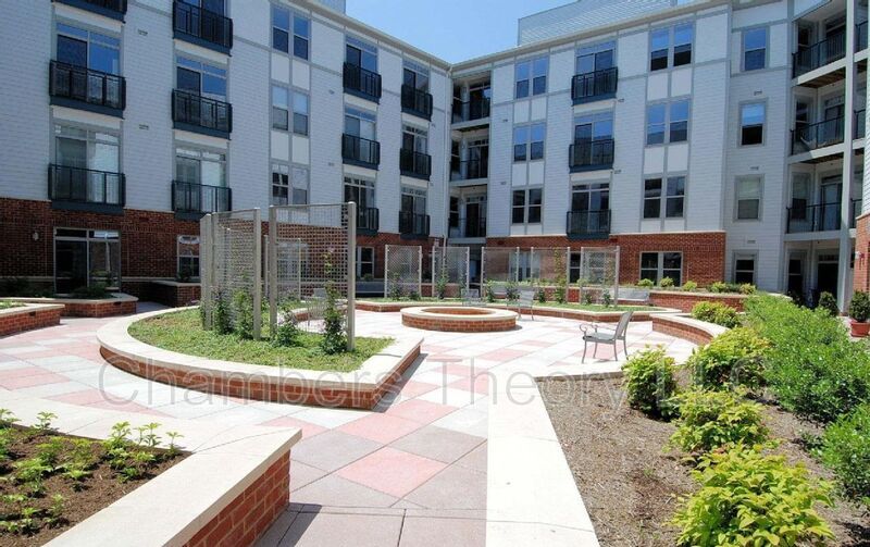 1800 Wilson Blvd in Arlington, VA - Foto de edificio