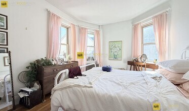 240 Kelton St, Unit 7 in Boston, MA - Building Photo - Building Photo