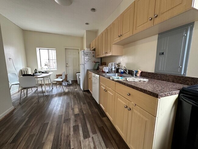 property at 34 Symphony Rd